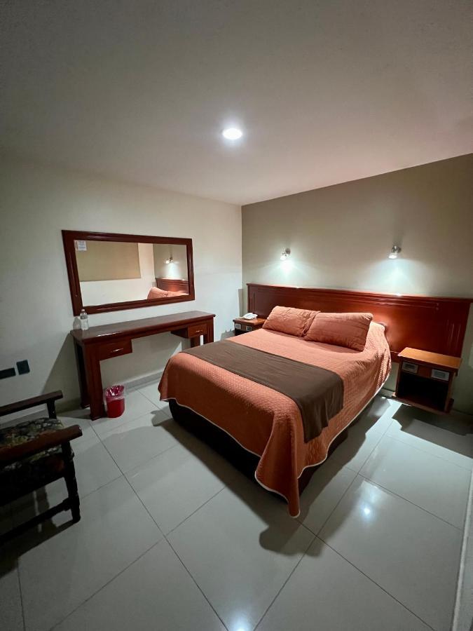 Hotel Latino Sahuayo Dış mekan fotoğraf